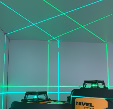 Fasciculul laser albastru vs. Fasciculul laser verde